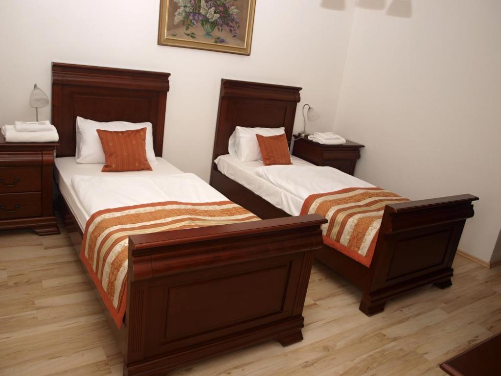 Hotel Oko Нитра Номер фото